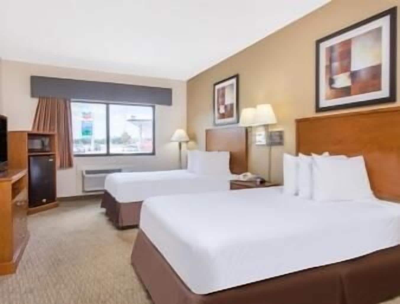 Days Inn By Wyndham Phenix City Near Fort Moore Bagian luar foto