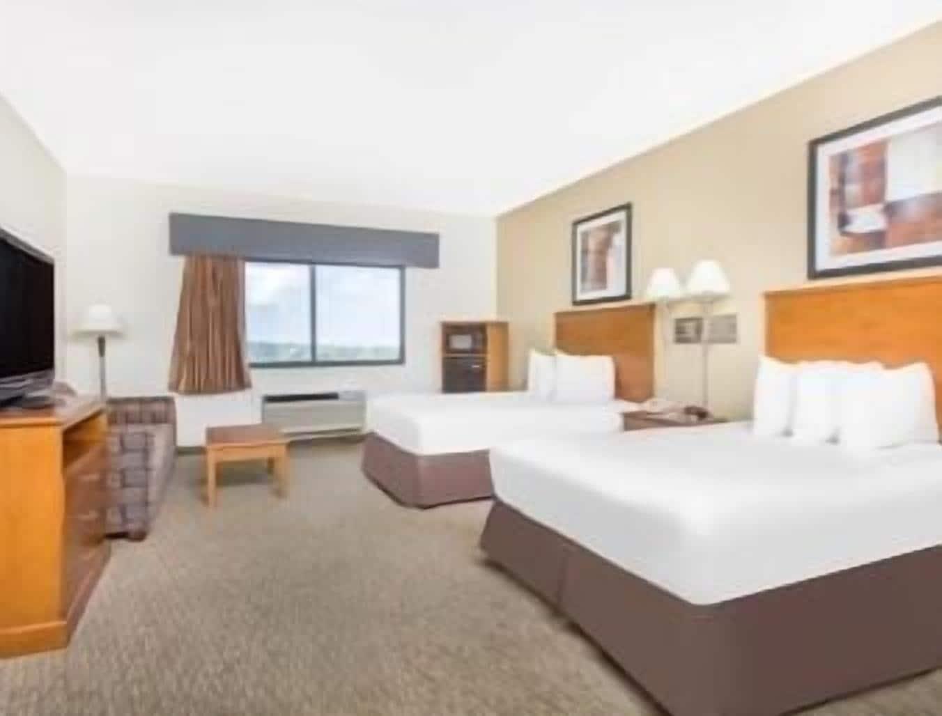 Days Inn By Wyndham Phenix City Near Fort Moore Bagian luar foto