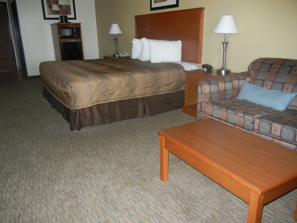 Days Inn By Wyndham Phenix City Near Fort Moore Bagian luar foto